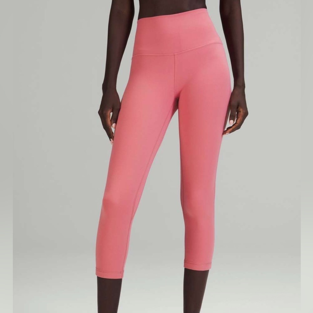 Align HR Crop 21” in Blossom Pink Size 12